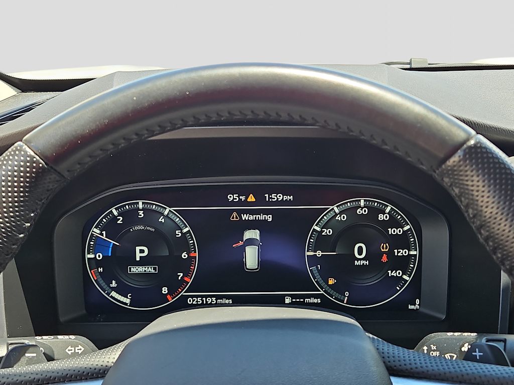 Thumbnail: 2024 Mitsubishi Outlander - 15