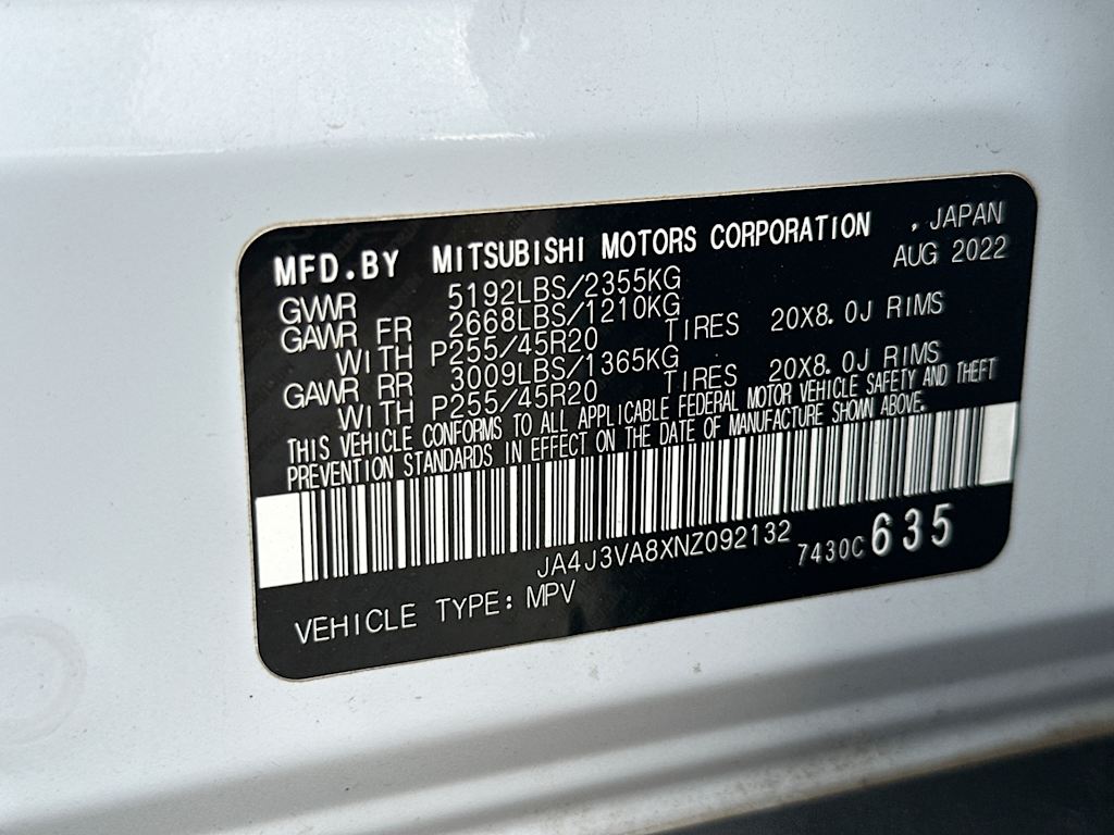 Thumbnail: 2022 Mitsubishi Outlander - 16