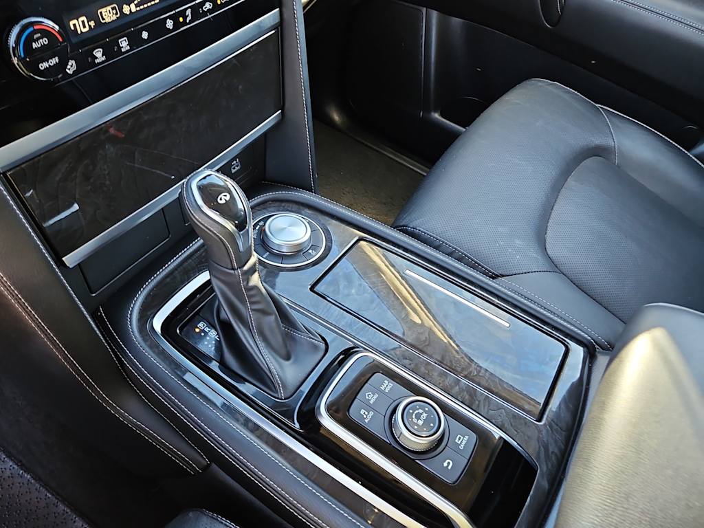 Thumbnail: 2024 INFINITI QX80 - 12