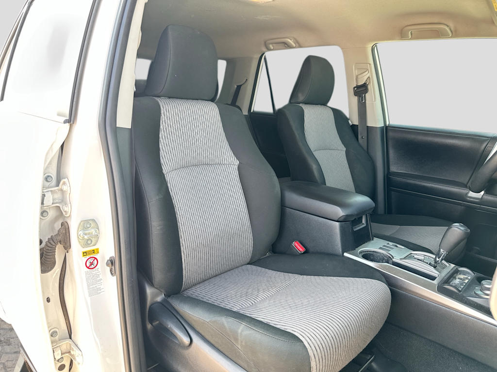 Thumbnail: 2018 Toyota 4Runner - 29