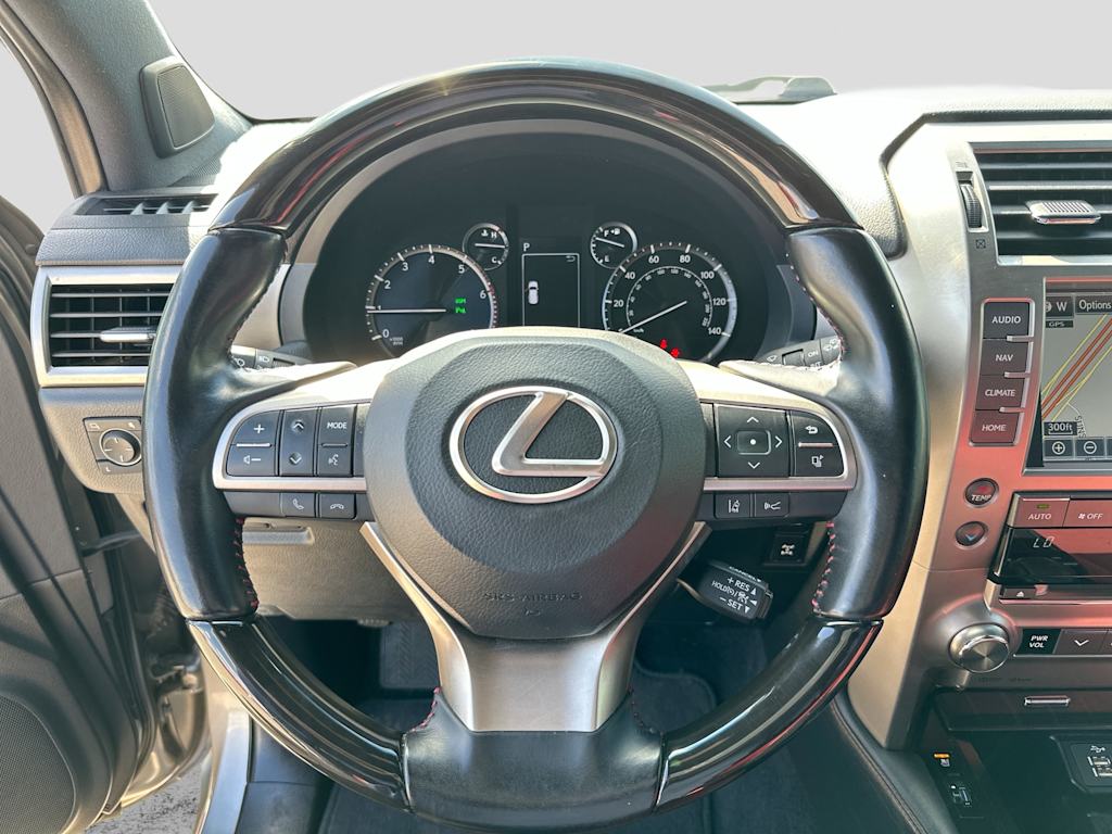 Thumbnail: 2021 Lexus GX - 10