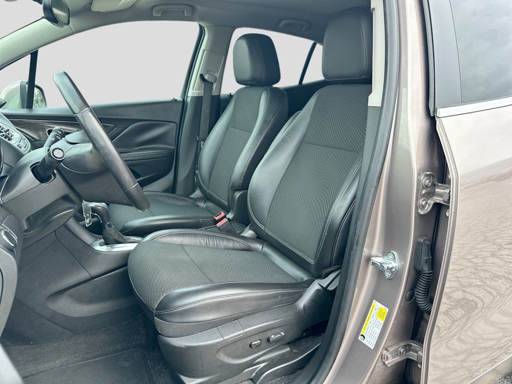 Thumbnail: 2014 Buick Encore - 12