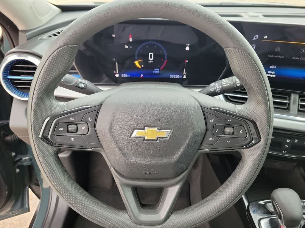 Thumbnail: 2025 Chevrolet Trax - 14