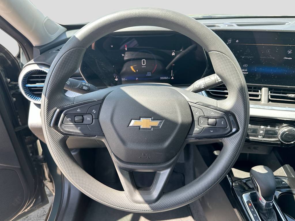 Thumbnail: 2025 Chevrolet Trax - 10
