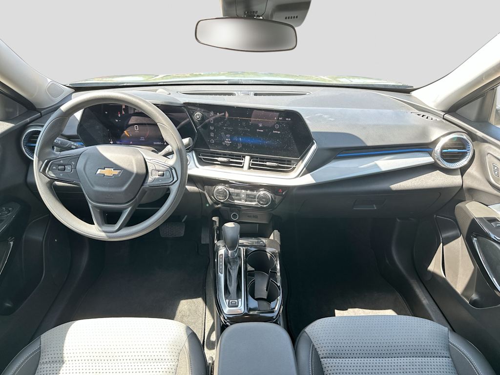 Thumbnail: 2025 Chevrolet Trax - 2