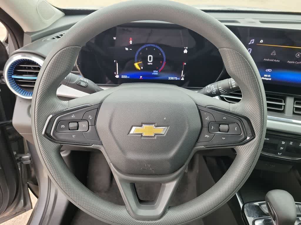 Thumbnail: 2025 Chevrolet Trax - 14