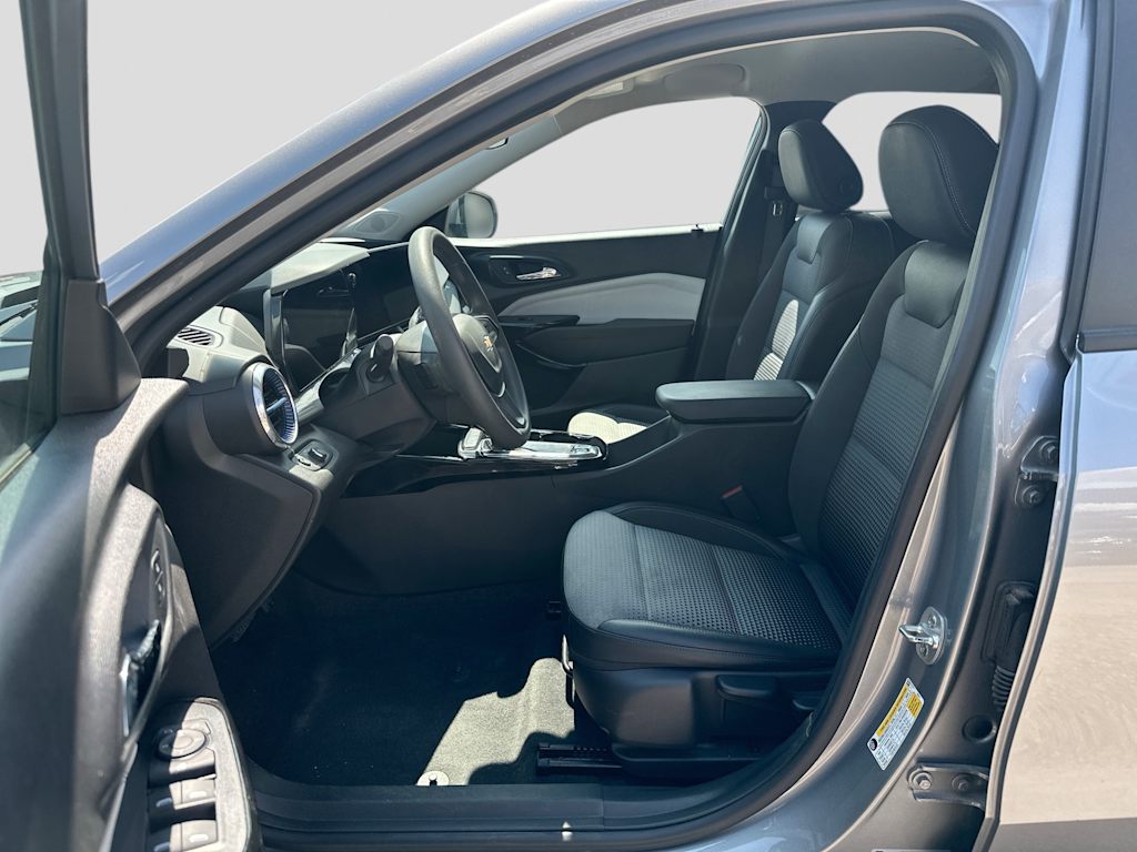 Thumbnail: 2025 Chevrolet Trax - 11