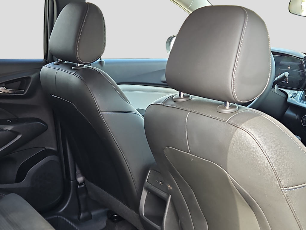 Thumbnail: 2025 Chevrolet Trax - 21