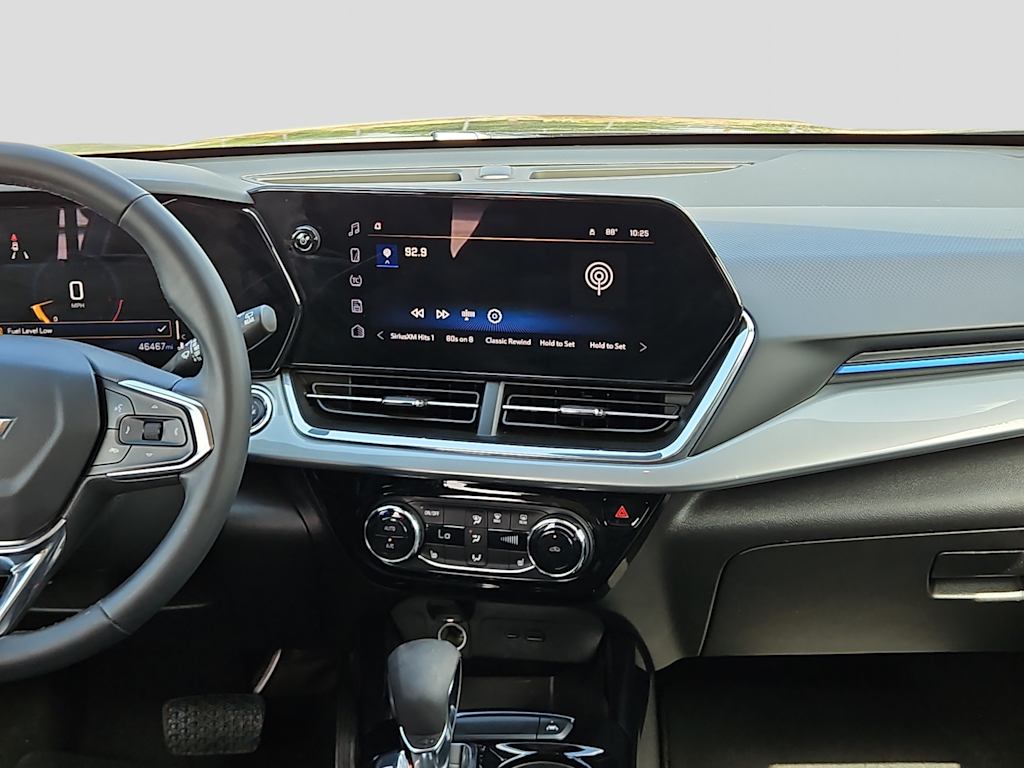 Thumbnail: 2025 Chevrolet Trax - 12