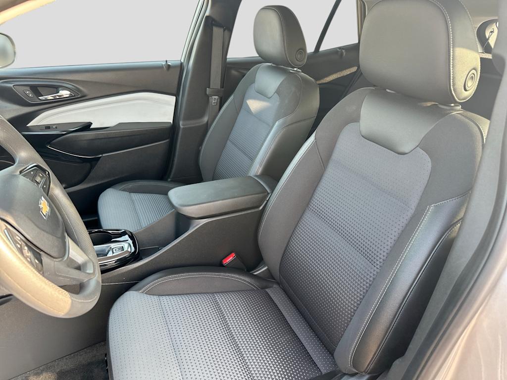 Thumbnail: 2025 Chevrolet Trax - 12