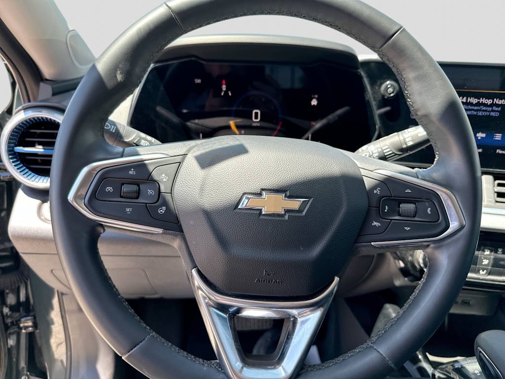 Thumbnail: 2025 Chevrolet Trax - 10