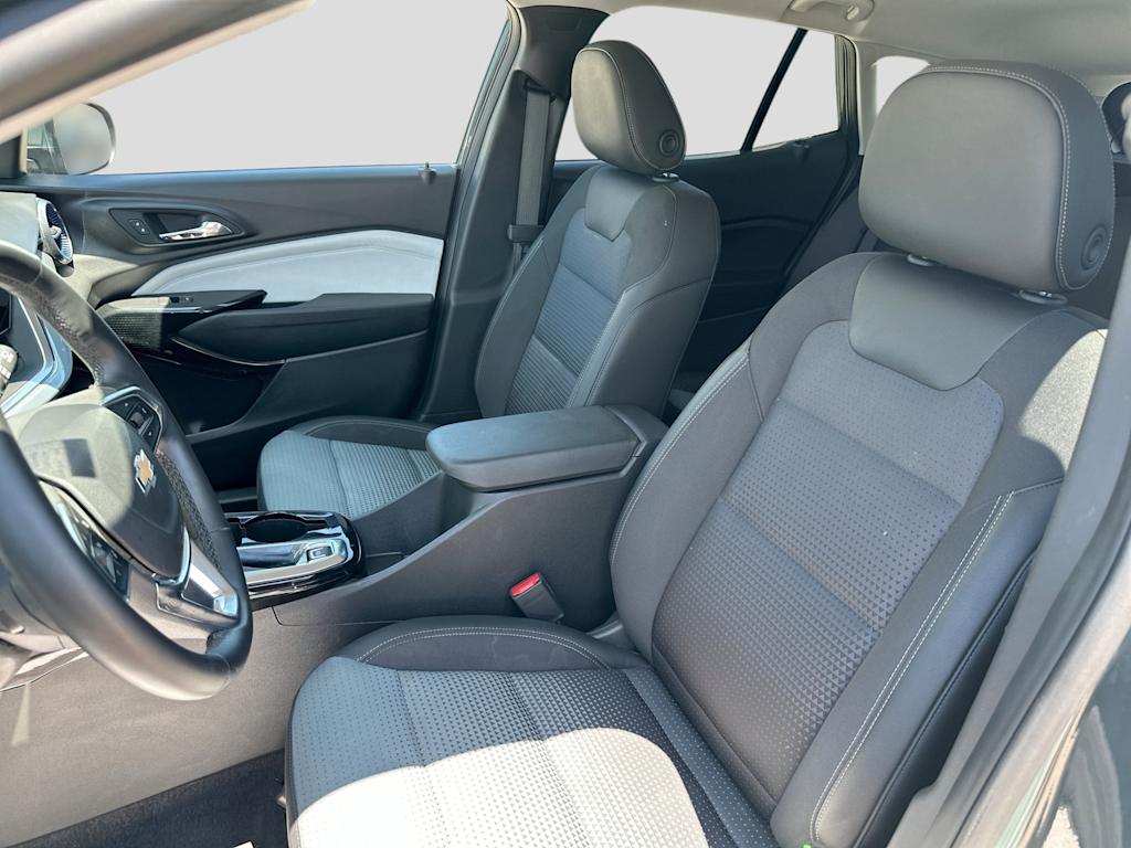 Thumbnail: 2025 Chevrolet Trax - 12