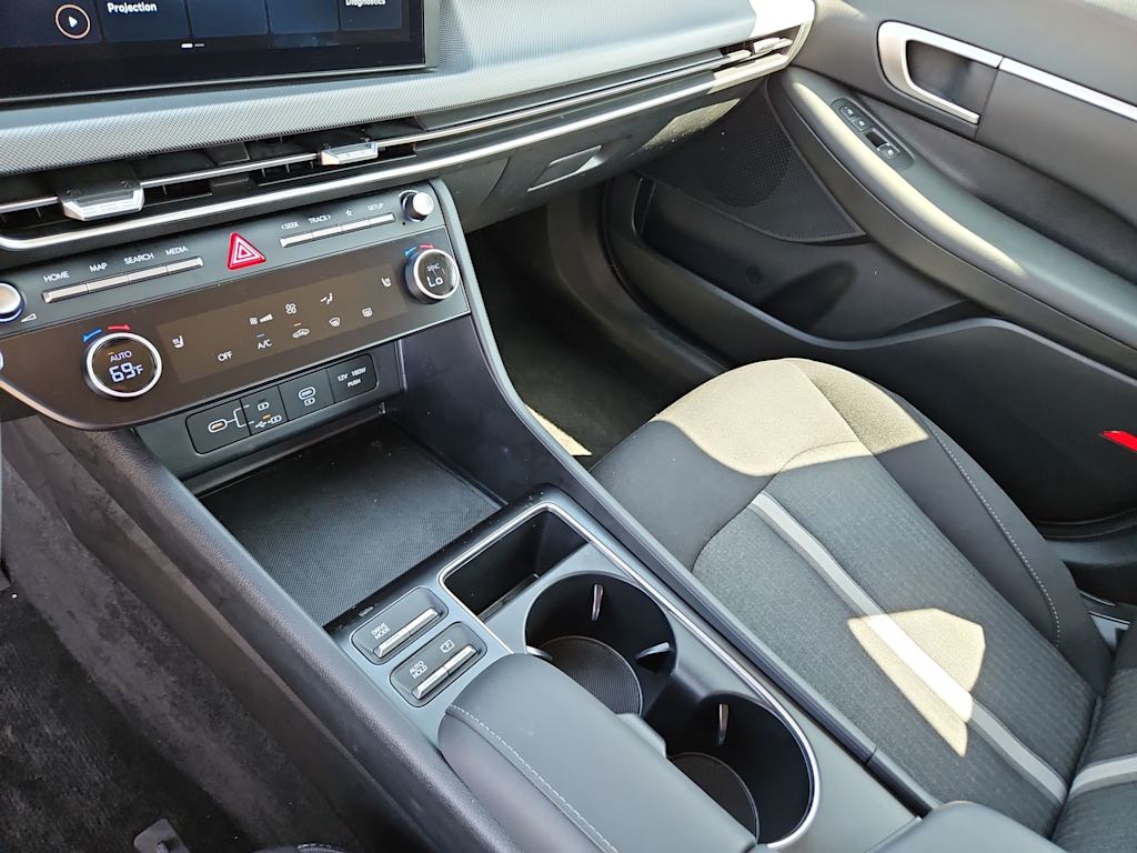 Thumbnail: 2025 Hyundai Sonata - 15