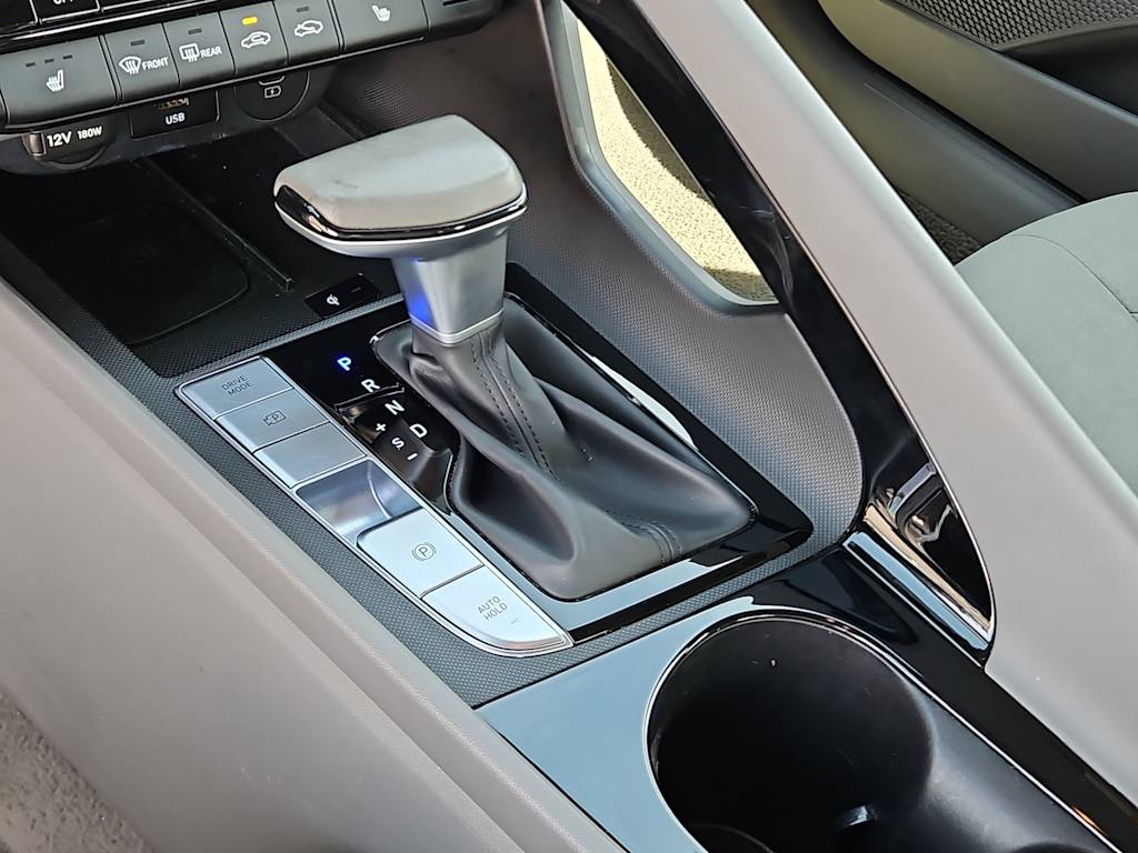 Thumbnail: 2025 Hyundai Elantra - 14