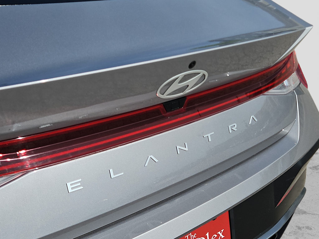 Thumbnail: 2025 Hyundai Elantra - 22