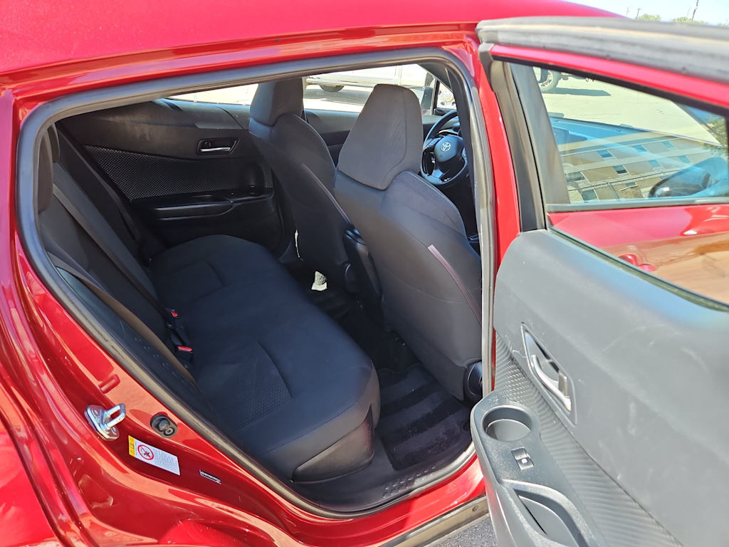 Thumbnail: 2018 Toyota C-HR - 28