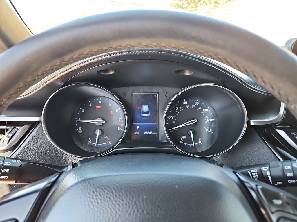 Thumbnail: 2018 Toyota C-HR - 16