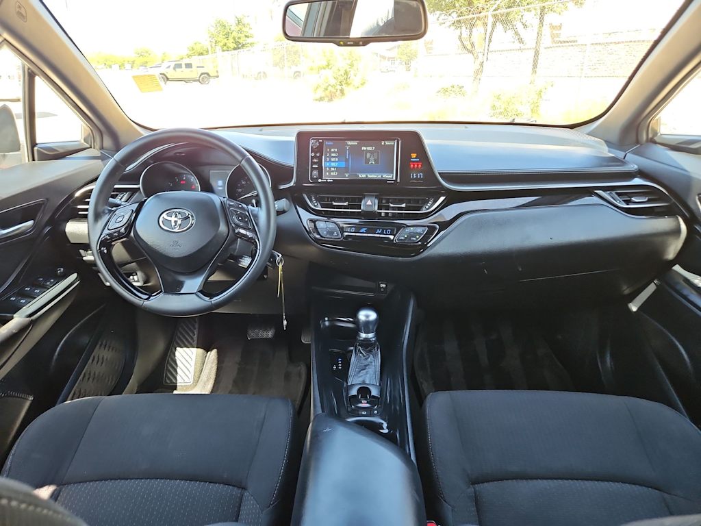 Thumbnail: 2018 Toyota C-HR - 9