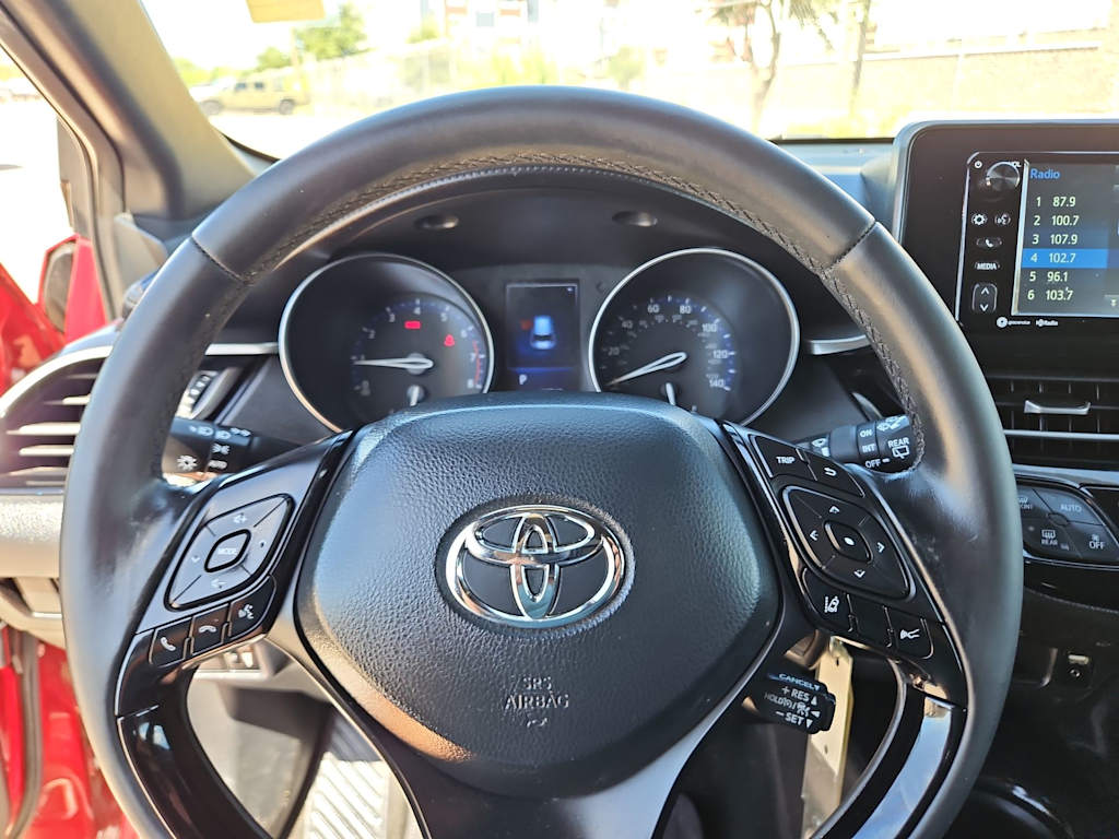 Thumbnail: 2018 Toyota C-HR - 13