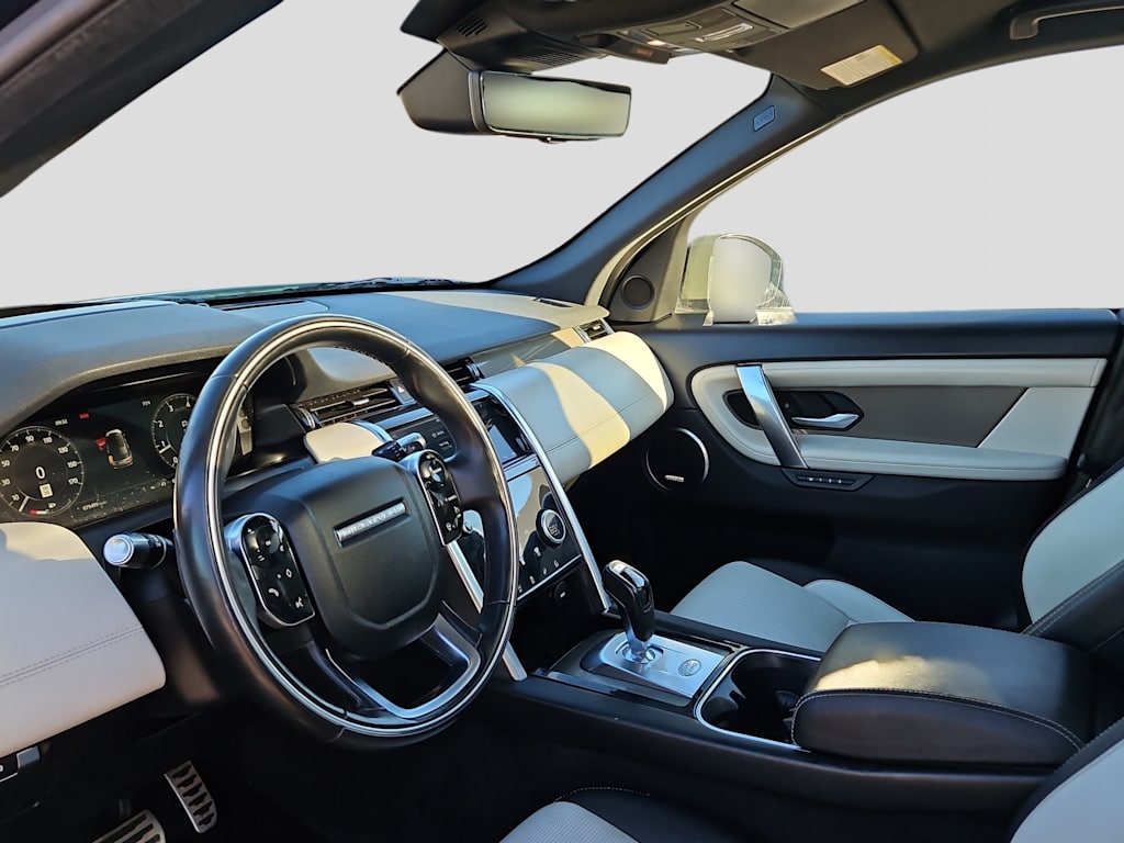 Thumbnail: 2020 Land Rover Discovery Sport - 2