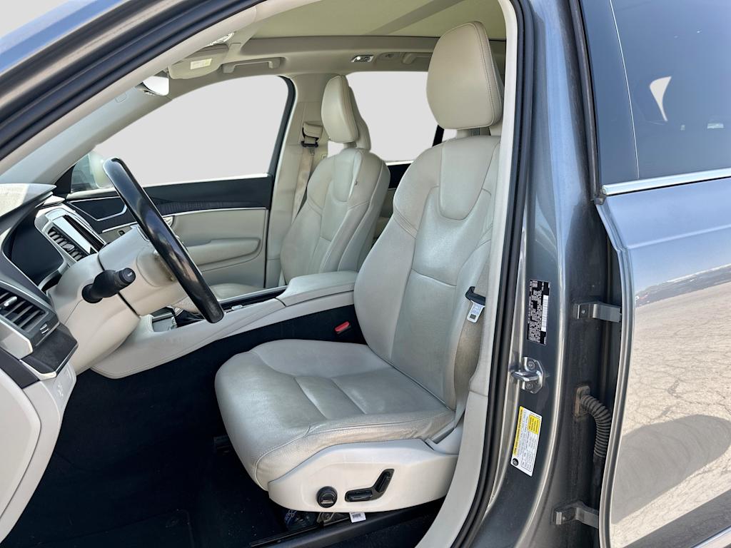 Thumbnail: 2020 Volvo XC90 - 11