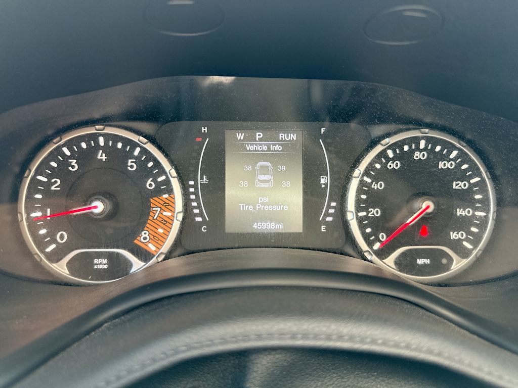 Thumbnail: 2023 Jeep Renegade - 15