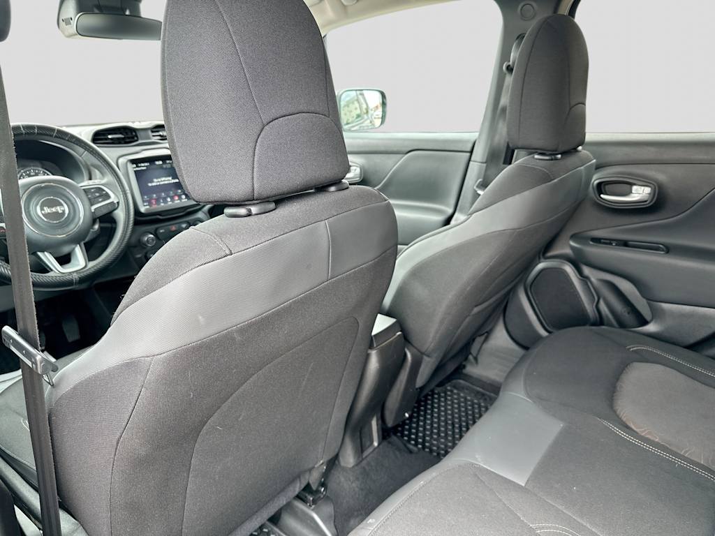 Thumbnail: 2023 Jeep Renegade - 28