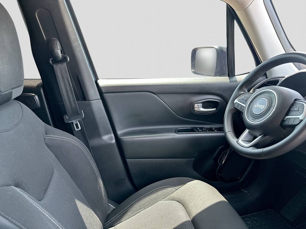 Thumbnail: 2023 Jeep Renegade - 24