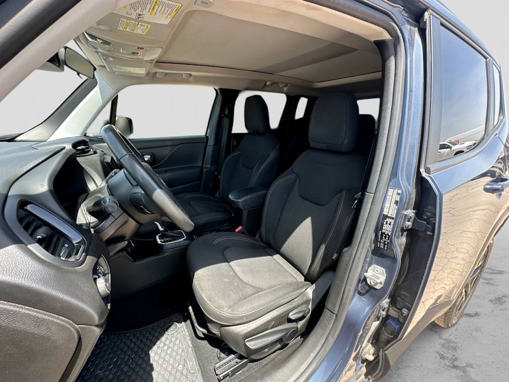 Thumbnail: 2023 Jeep Renegade - 11
