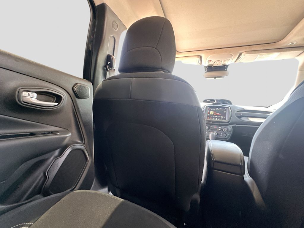 Thumbnail: 2023 Jeep Renegade - 29