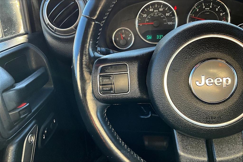 Thumbnail: 2016 Jeep Wrangler - 25