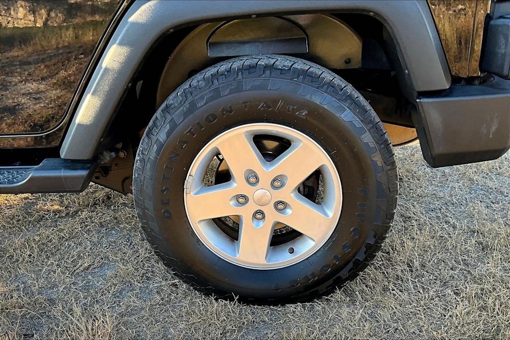 Thumbnail: 2016 Jeep Wrangler - 33