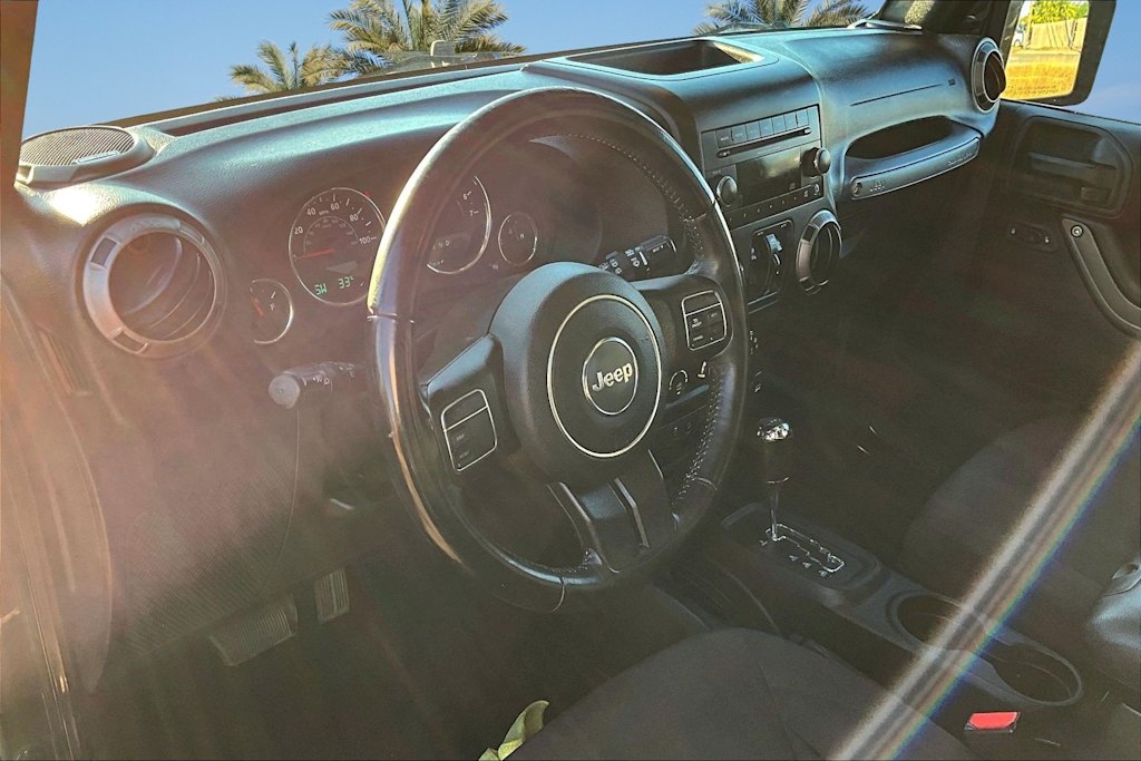 Thumbnail: 2016 Jeep Wrangler - 19