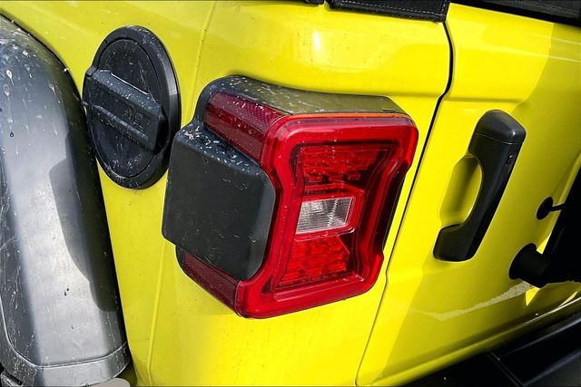 Thumbnail: 2023 Jeep Wrangler - 17
