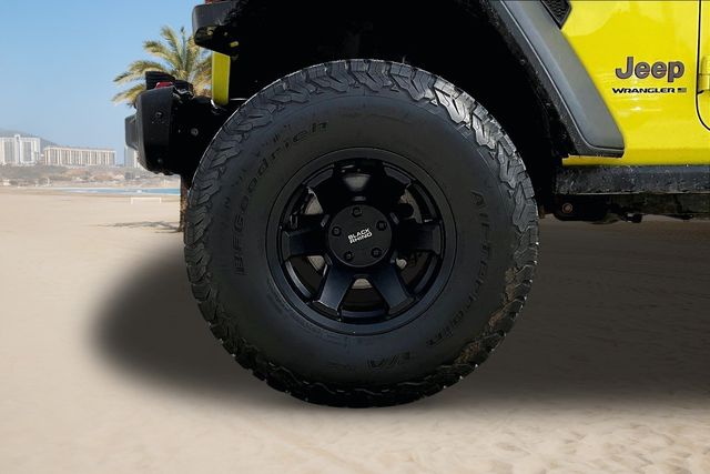 Thumbnail: 2023 Jeep Wrangler - 6