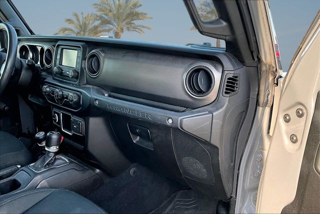 Thumbnail: 2021 Jeep Wrangler - 8