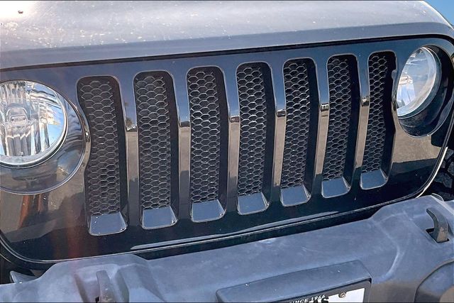 Thumbnail: 2021 Jeep Wrangler - 22