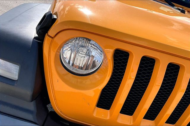 Thumbnail: 2021 Jeep Wrangler - 13