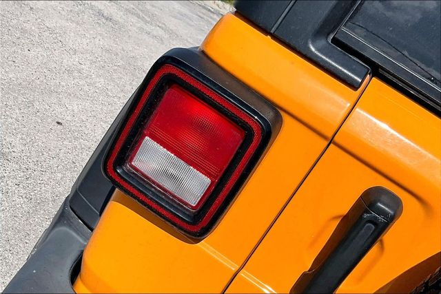 Thumbnail: 2021 Jeep Wrangler - 14