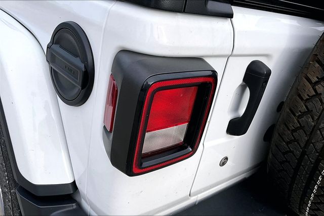 Thumbnail: 2020 Jeep Wrangler - 21