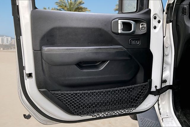 Thumbnail: 2020 Jeep Wrangler - 16