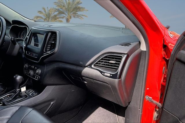 Thumbnail: 2021 Jeep Cherokee - 8