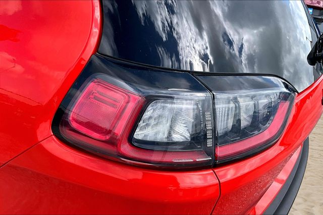 Thumbnail: 2021 Jeep Cherokee - 20