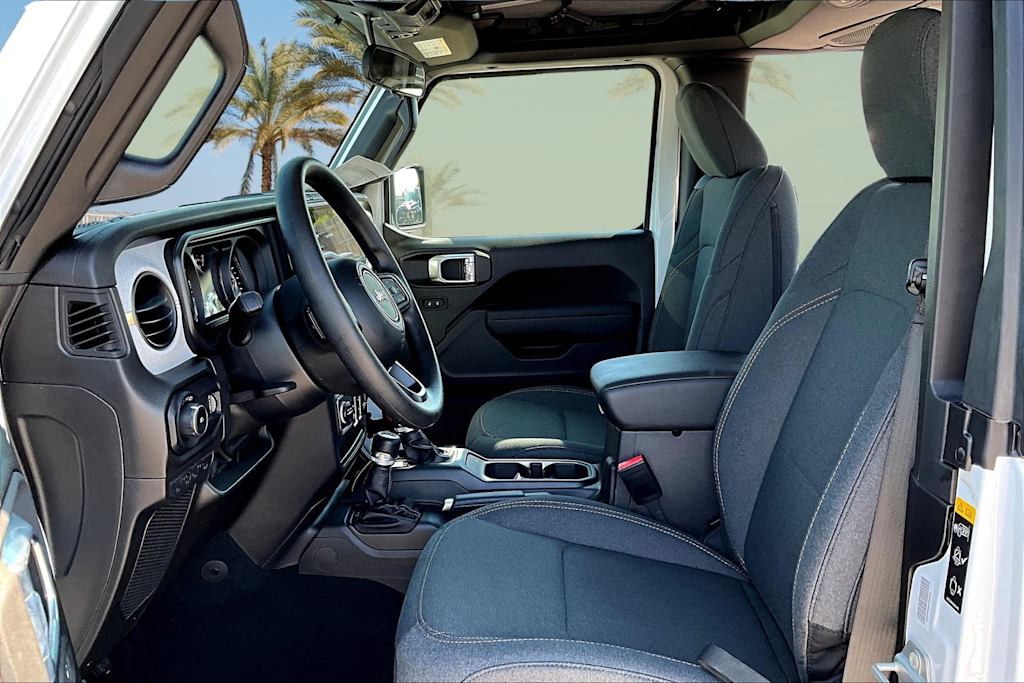 Thumbnail: 2025 Jeep Wrangler - 10