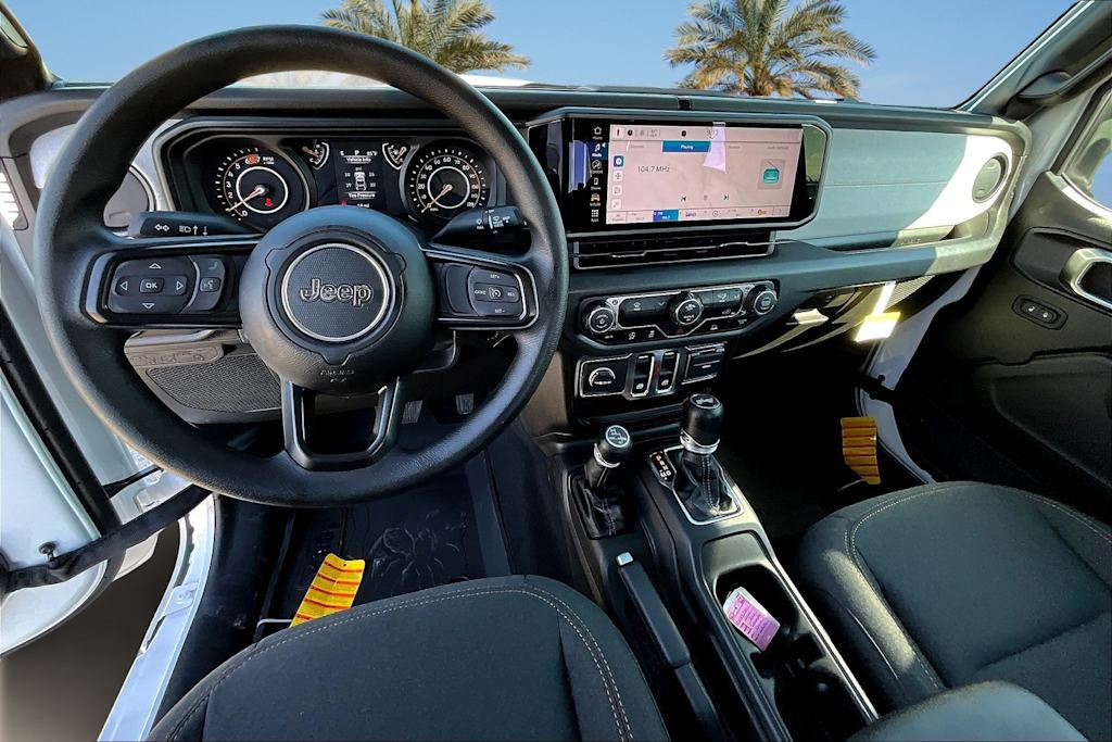 Thumbnail: 2025 Jeep Wrangler - 9