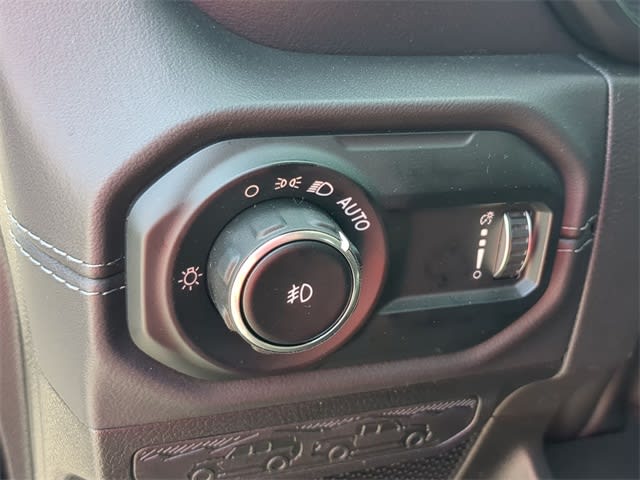 Thumbnail: 2025 Jeep Wrangler - 26