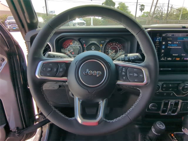 Thumbnail: 2025 Jeep Wrangler - 12