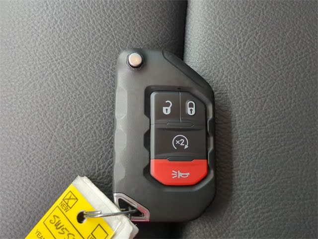 Thumbnail: 2025 Jeep Wrangler - 17