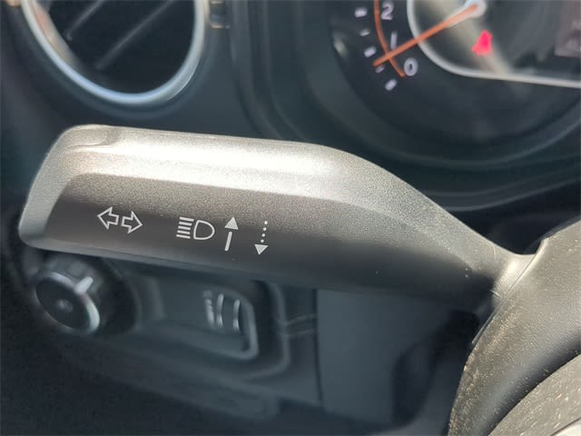 Thumbnail: 2025 Jeep Wrangler - 32