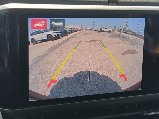 Thumbnail: 2025 Jeep Wrangler - 34